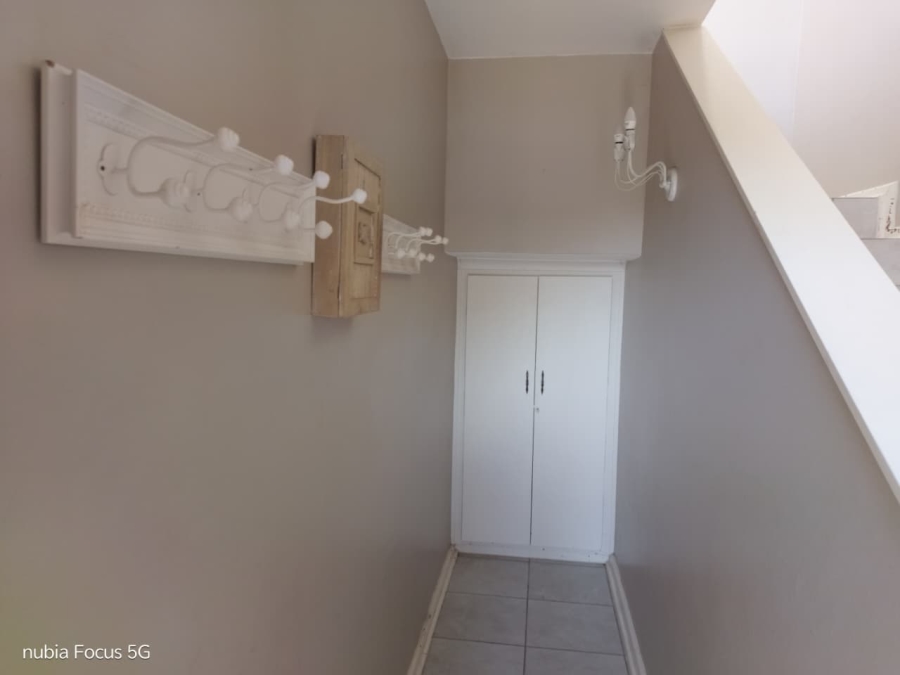 3 Bedroom Property for Sale in Paradise Beach Eastern Cape